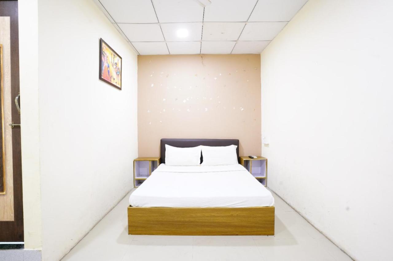 Infinity Rooms & Banquet سورات المظهر الخارجي الصورة
