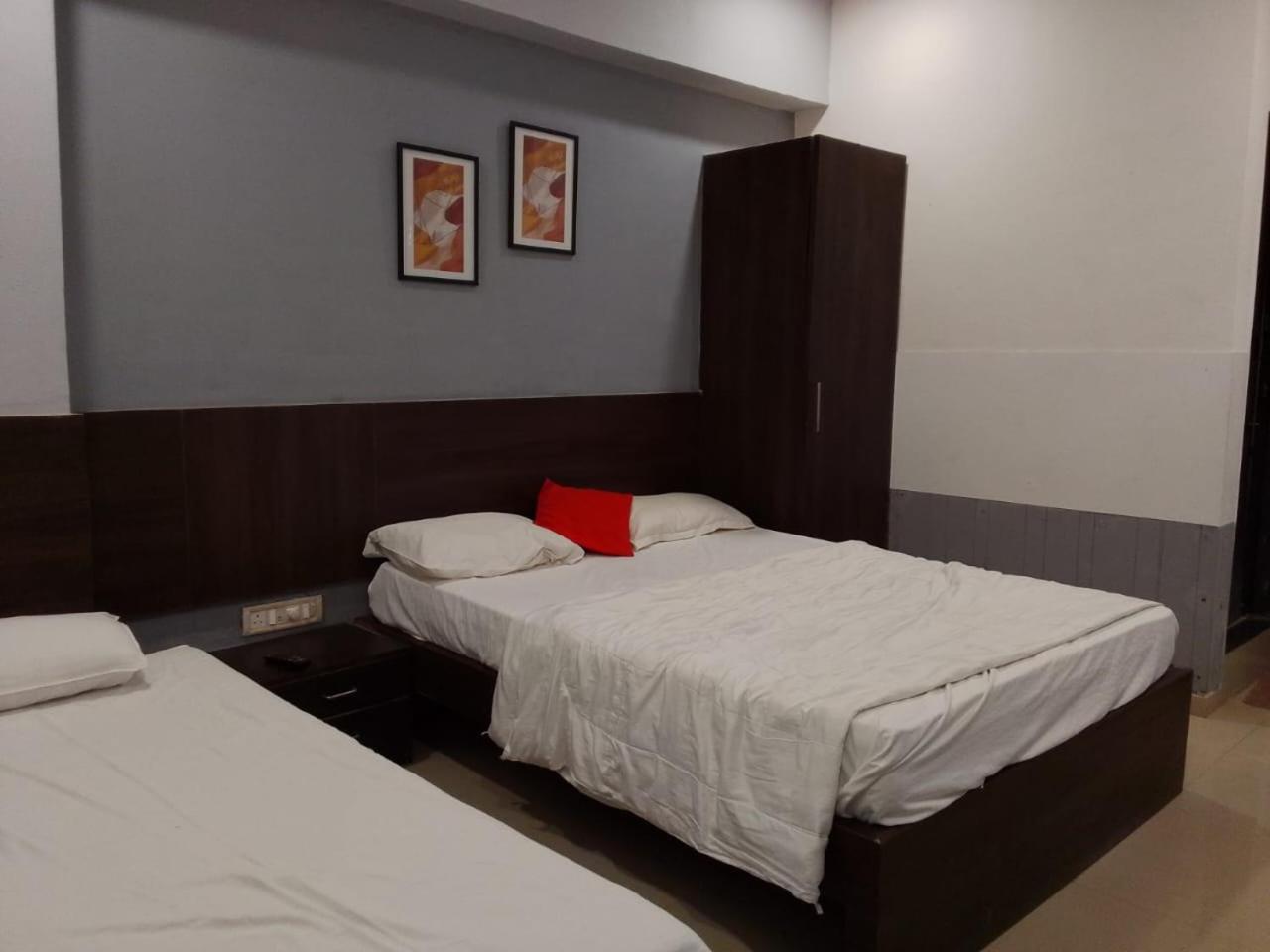 Infinity Rooms & Banquet سورات المظهر الخارجي الصورة